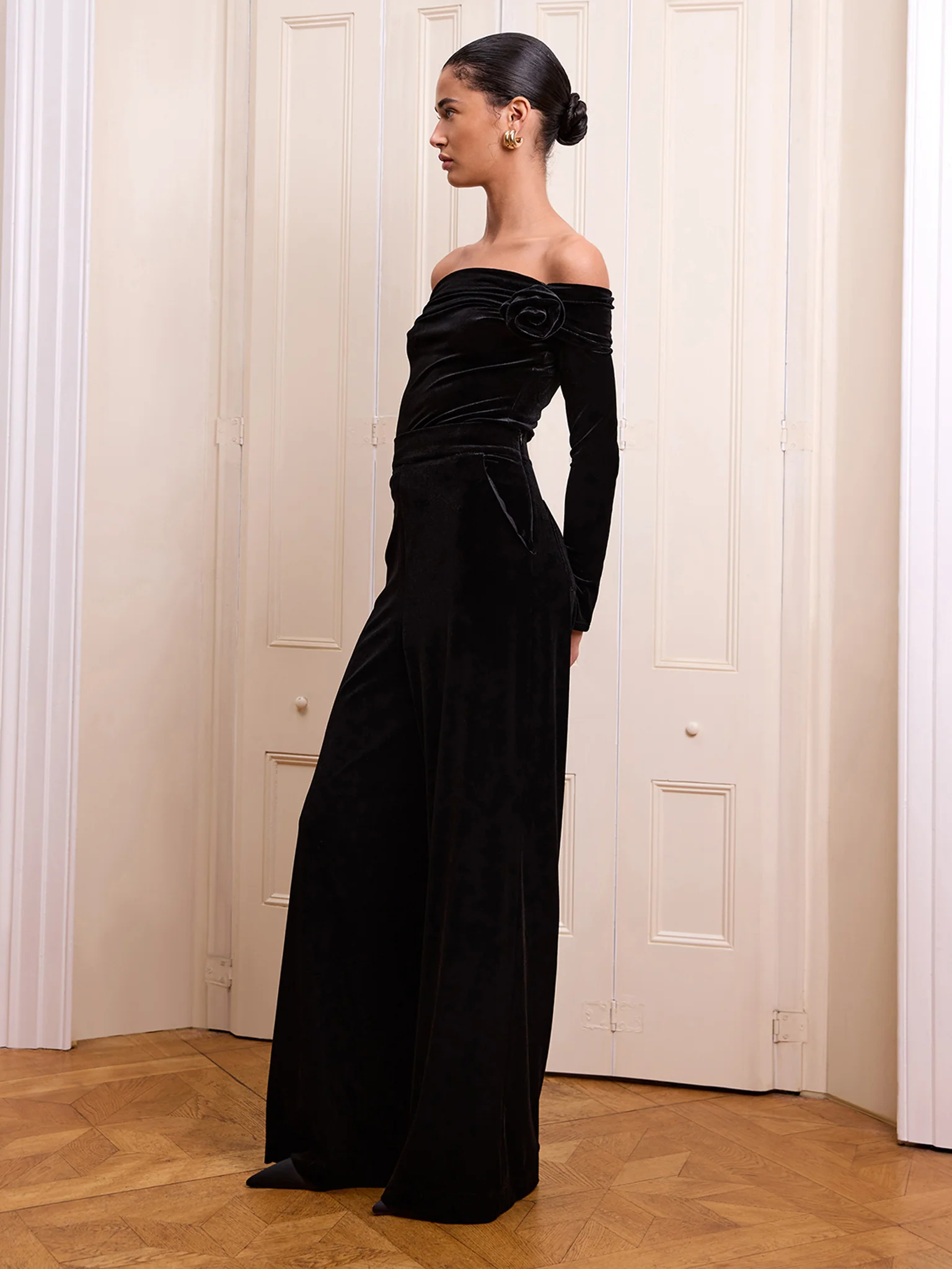 Livia Velvet Trouser in Black - Image 2