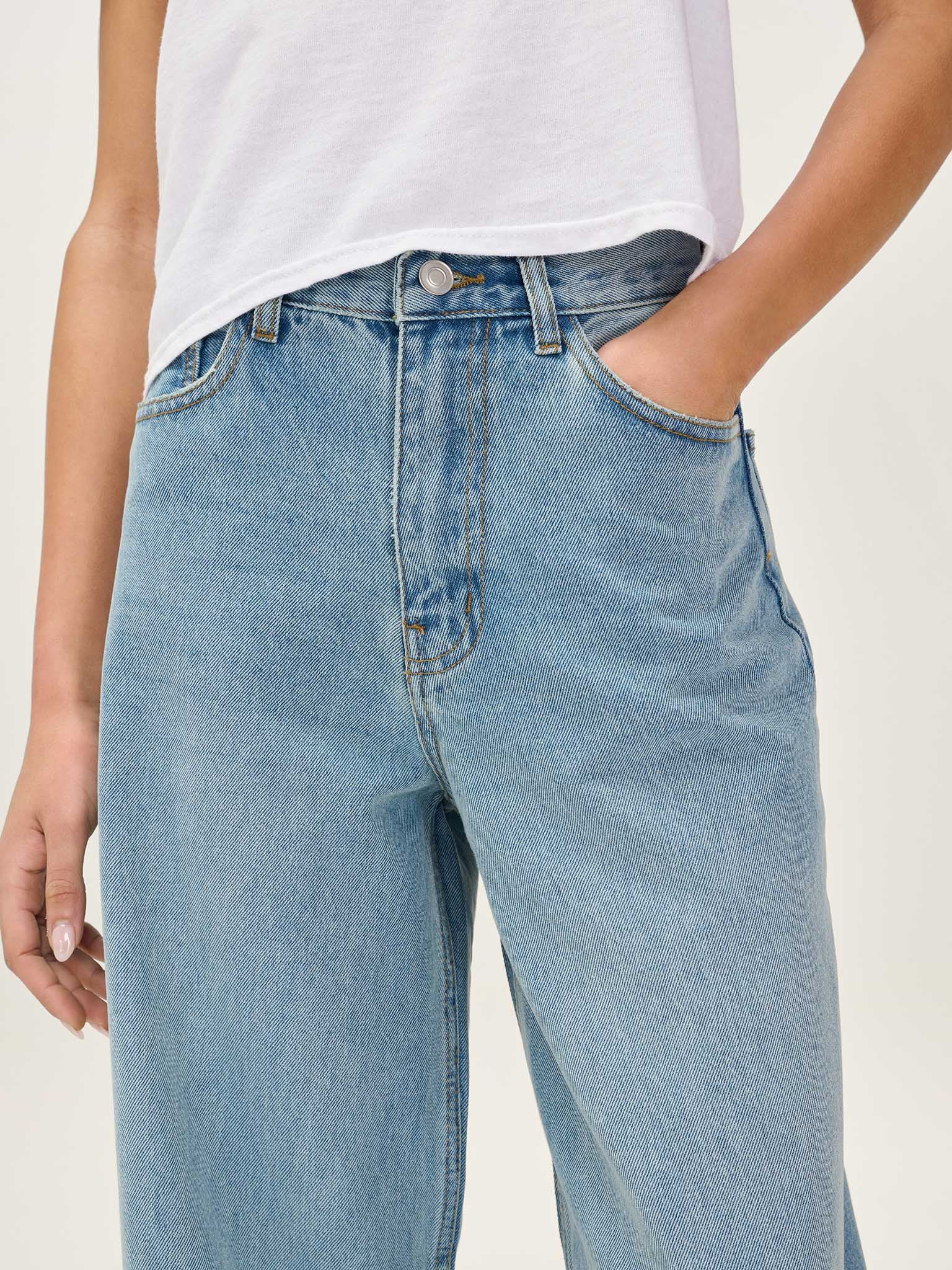 Connie Wide Jean in Light Wash - Image 6