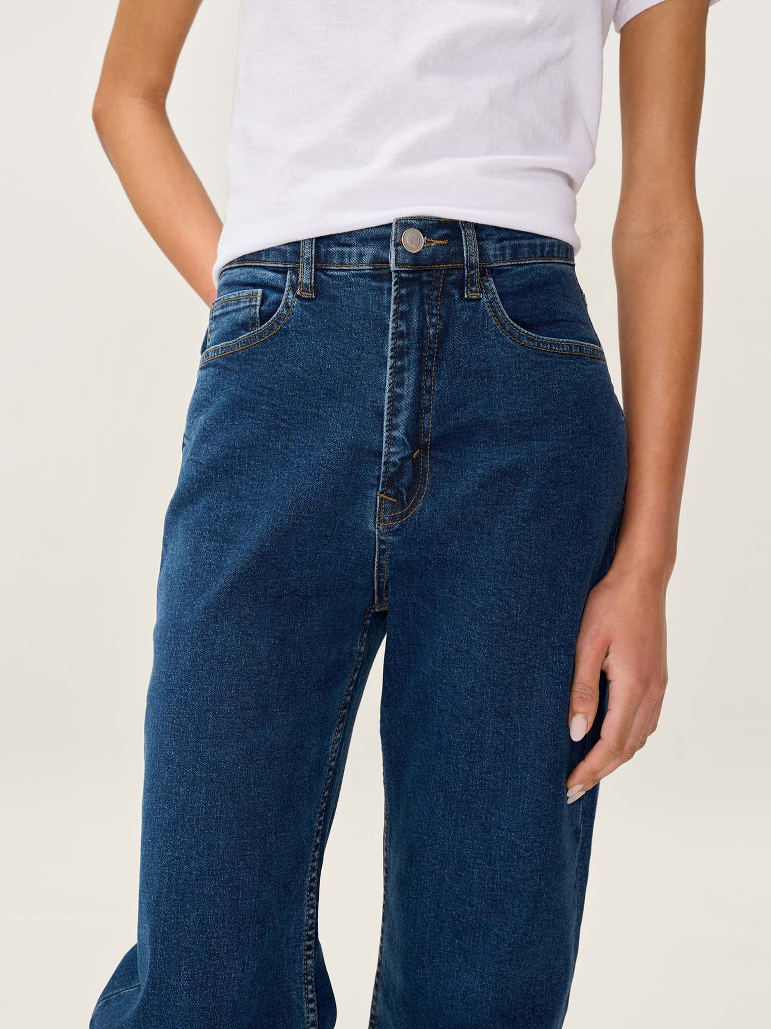 Hart Slim Jean in Indigo - Image 5