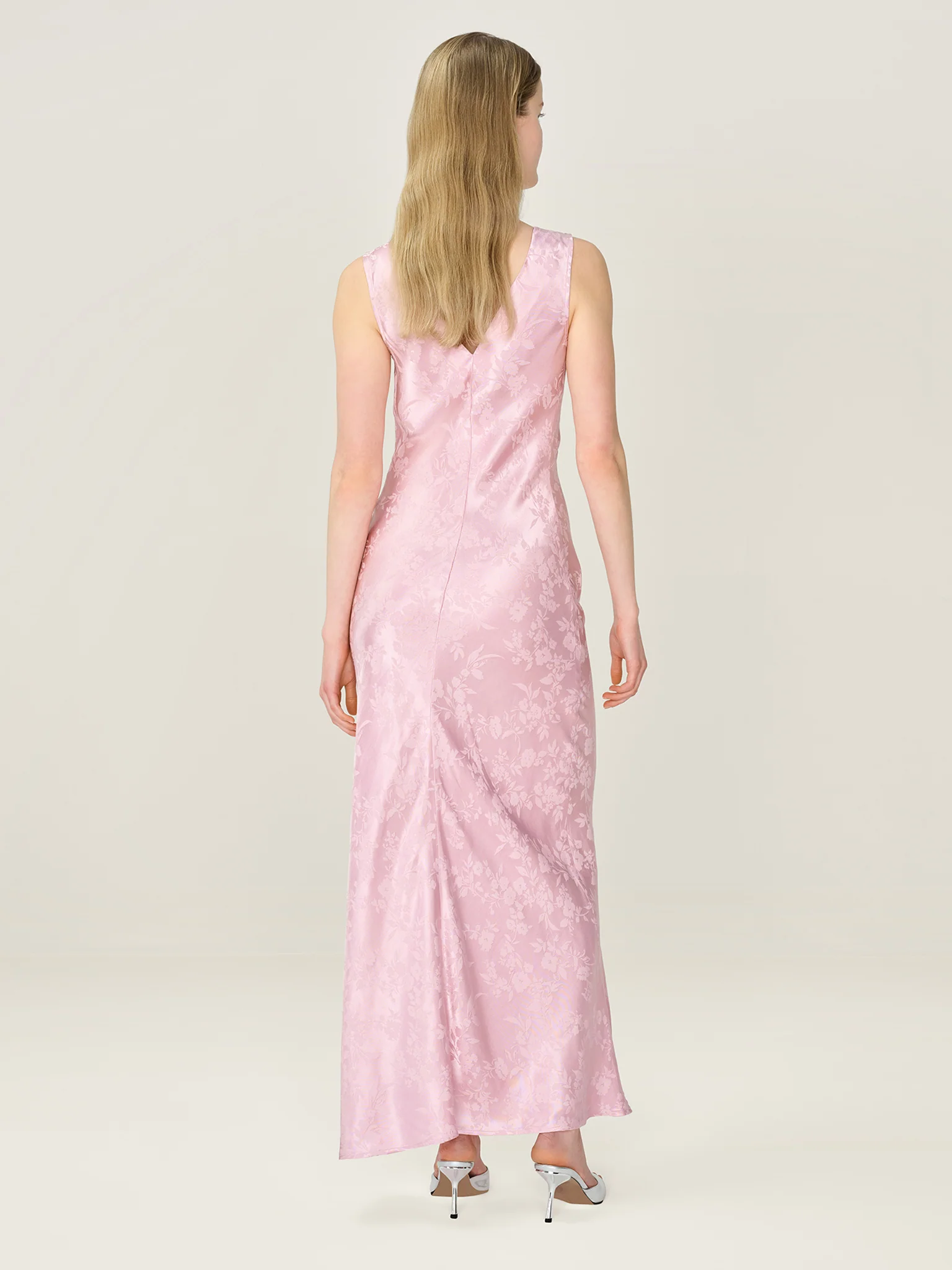 Iris Jacquard Dress in Bleached Mauve - Image 3