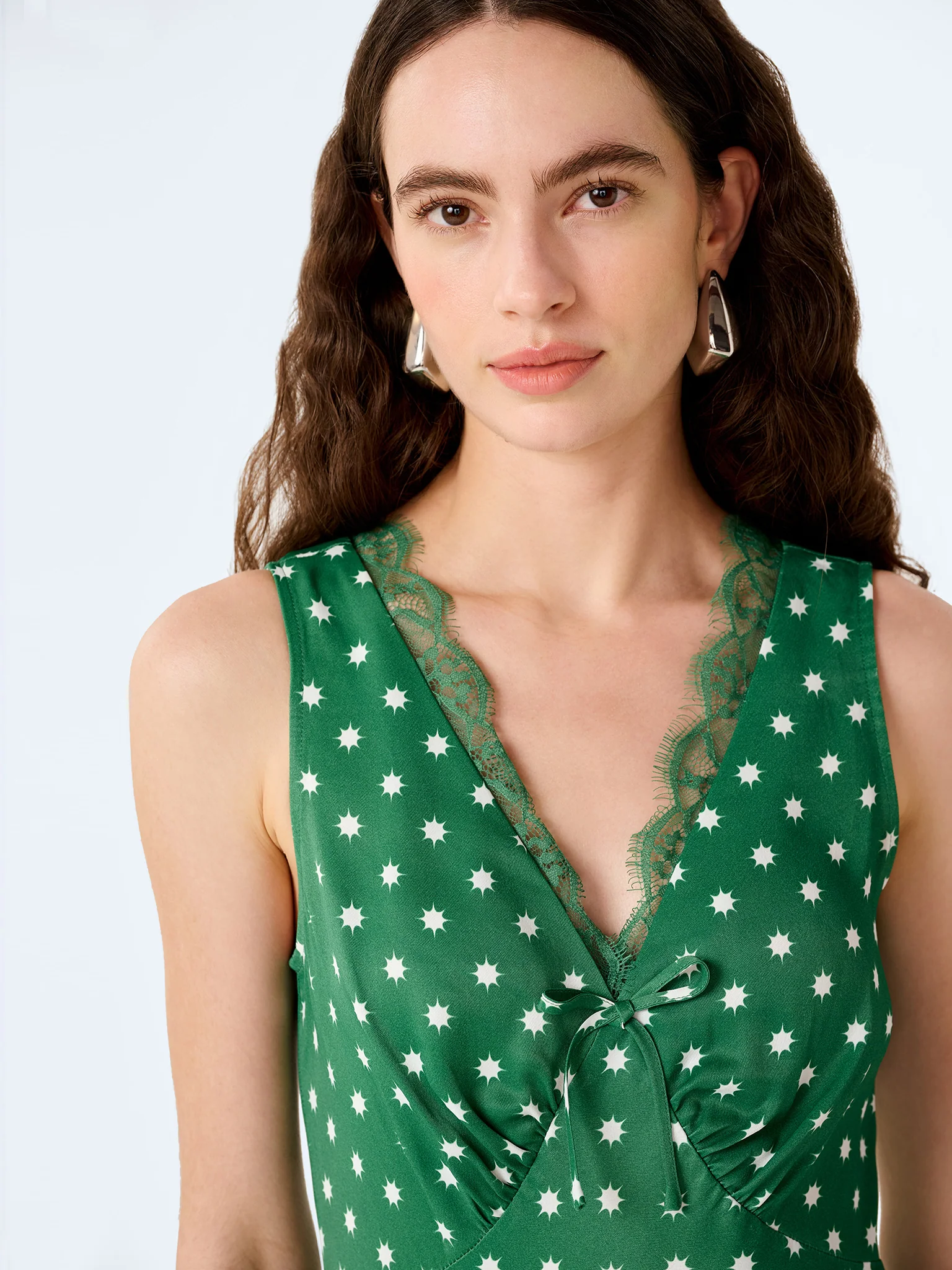 Jennifer Dress in Green Starburst Print - Image 5